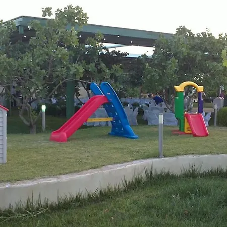 Aigli Отель Farsala