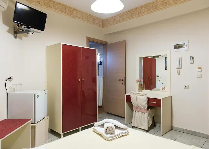 Aigli Szálloda Fárszala