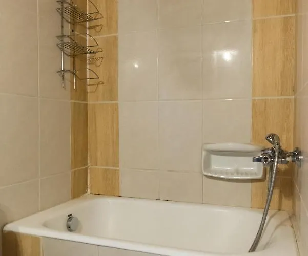 Szálloda Aigli Fárszala