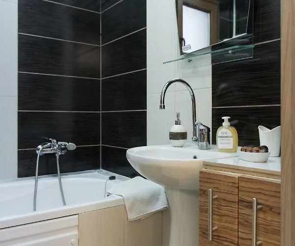 Szálloda Aigli Fárszala